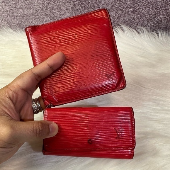 LOUIS VUITTON epi compact wallet and key holder in red bundle - Picture 3 of 17